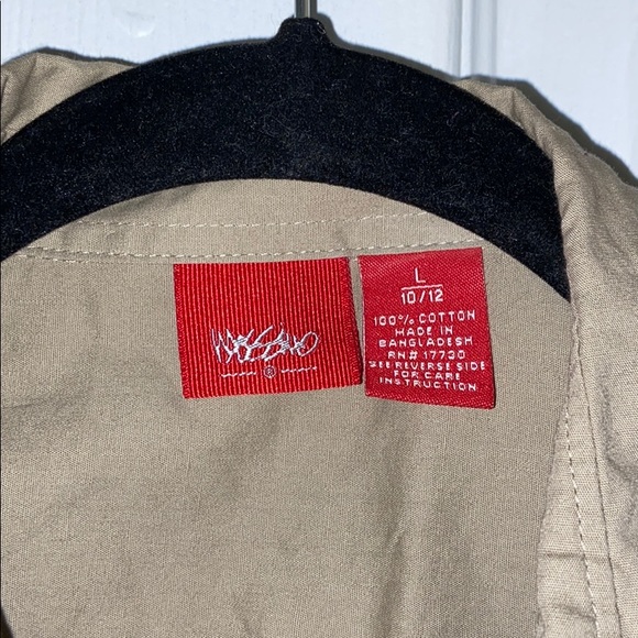 VINTAGE KHAKI BUTTON DOWN - Picture 3 of 6